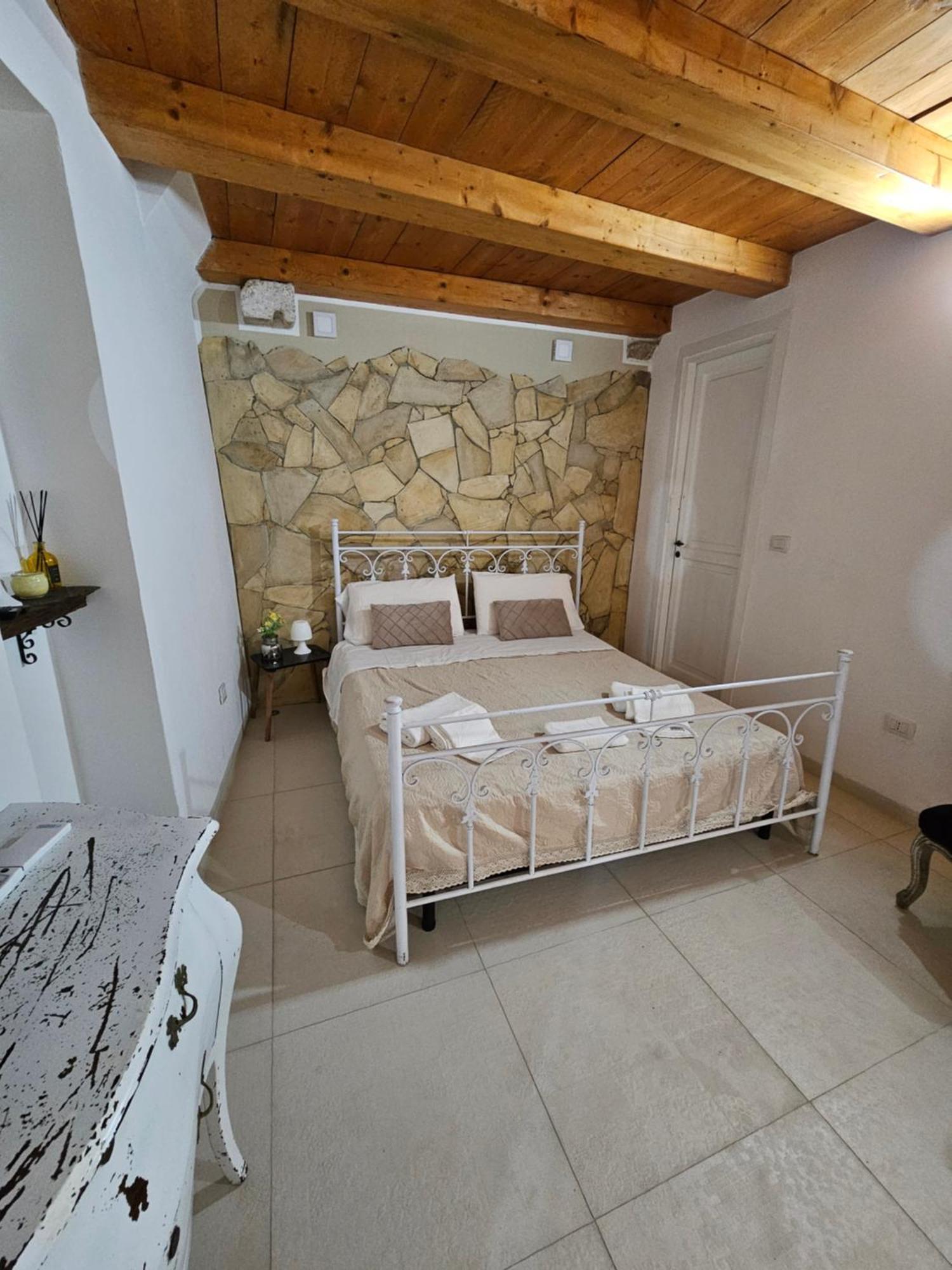 Perla Marina Ortigia Villa Сиракуза Екстериор снимка